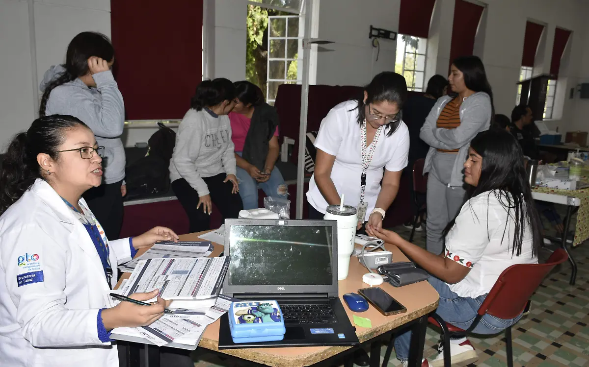 FERIA DE LA SALUD EN ROQUE (1)